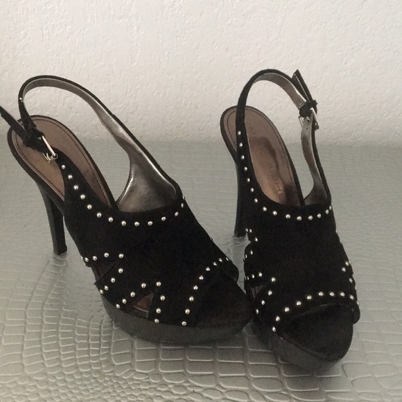 Heels - Picture 7 of 7